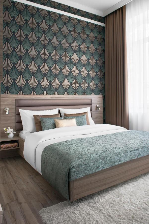 Revay Apartment *